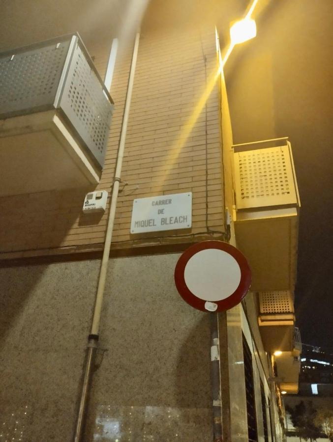 Room Familiar Sants Барселона Экстерьер фото